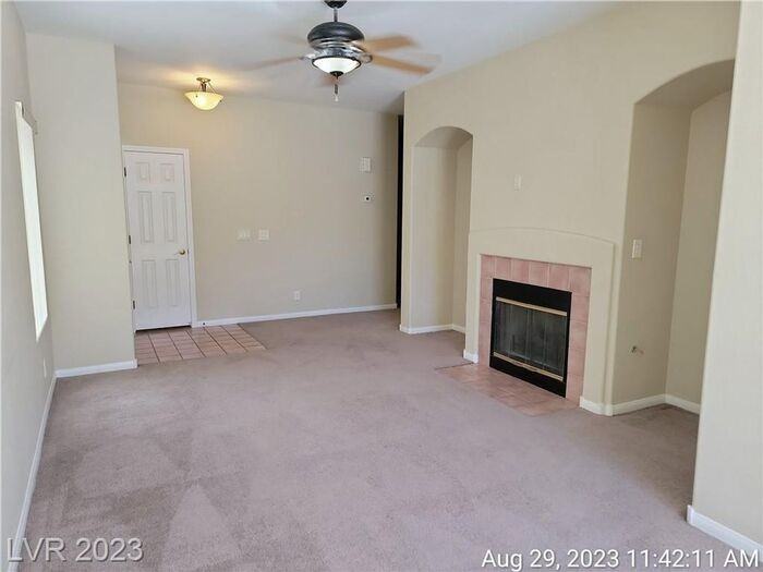 8558 Rocky Hillside Ct - Photo 5 of 25