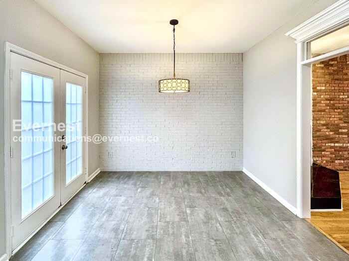 8002 Saint Charles Sq - Photo 4 of 25