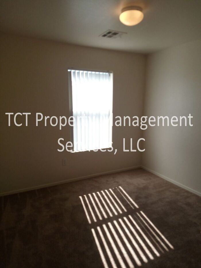 1544 S Owl Dr - Photo 7 of 9