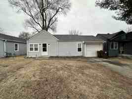 featured image of 948 Ramona Ter #1