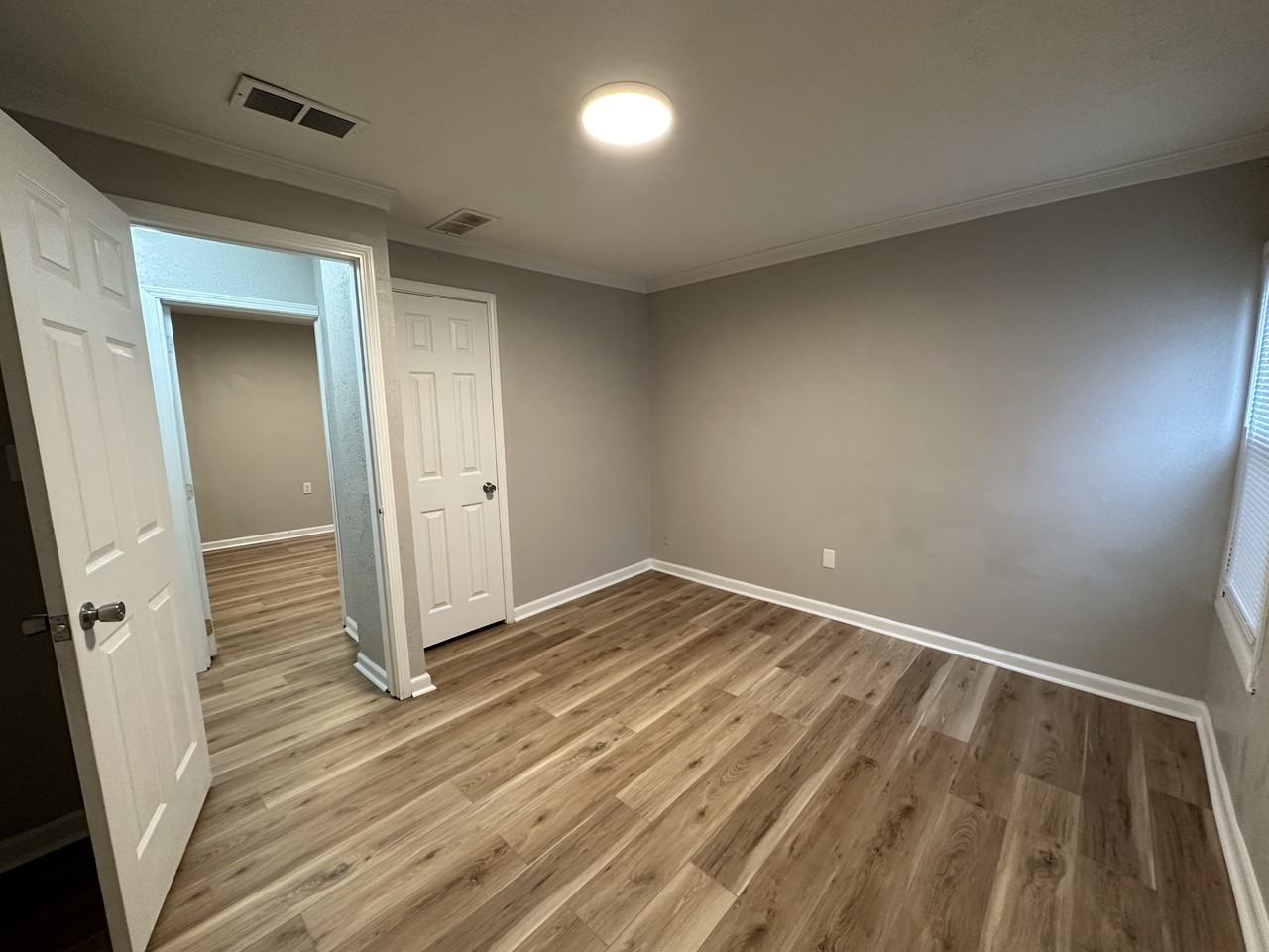 948 Ramona Ter #1 - Photo 4 of 22