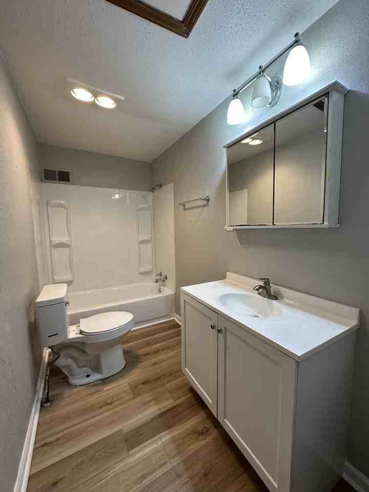 948 Ramona Ter #1 - Photo 7 of 22