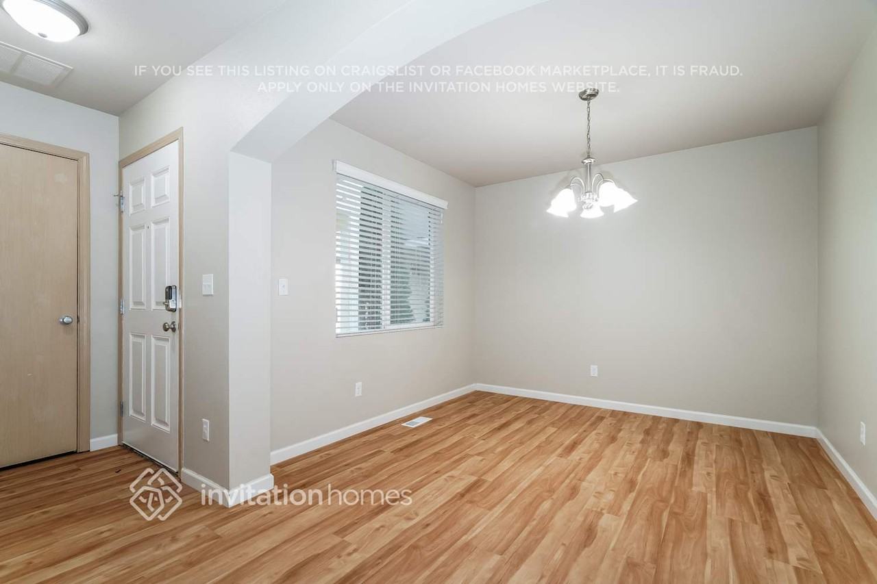 17917 72nd Ave E - Photo 6 of 18