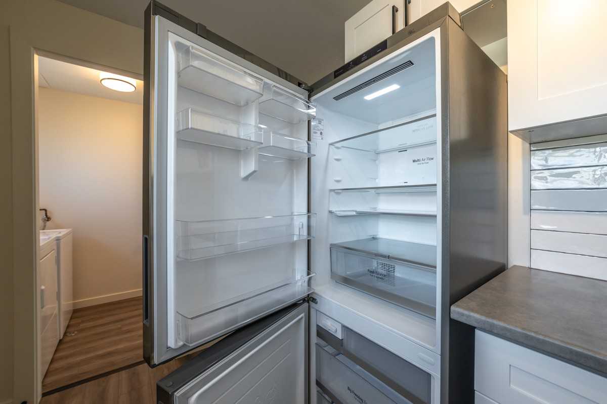 Ellis Creek Townhouses - Photo 6 of 19