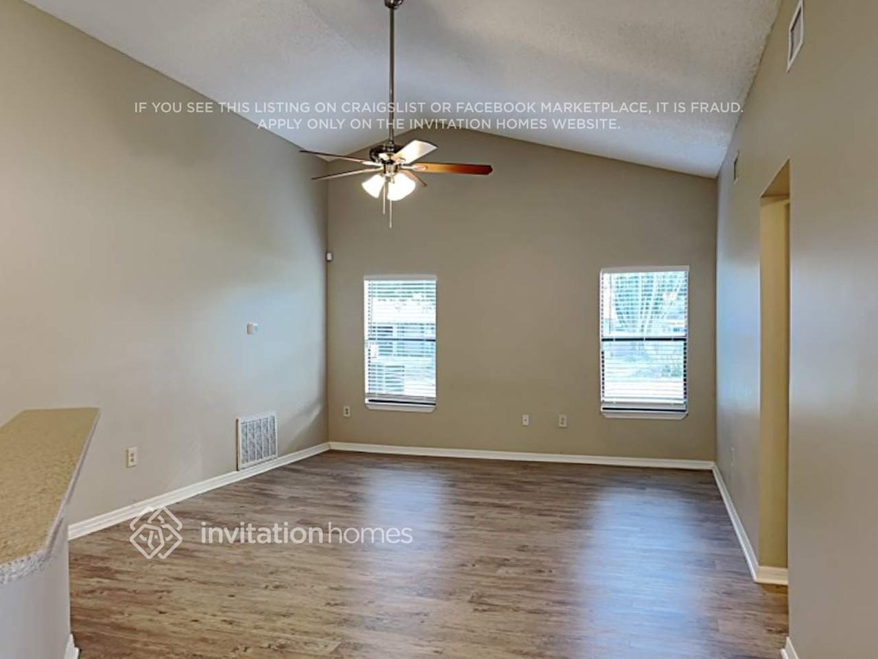 785 Kara Cir - Photo 4 of 19