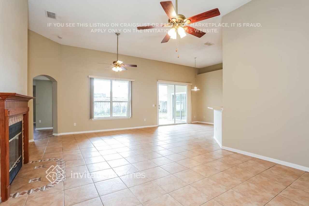 6774 Cabello Dr - Photo 3 of 17
