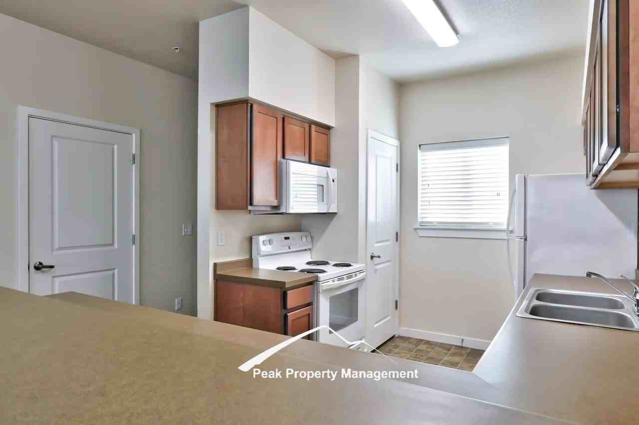 80 4th St N - Photo 6 of 27