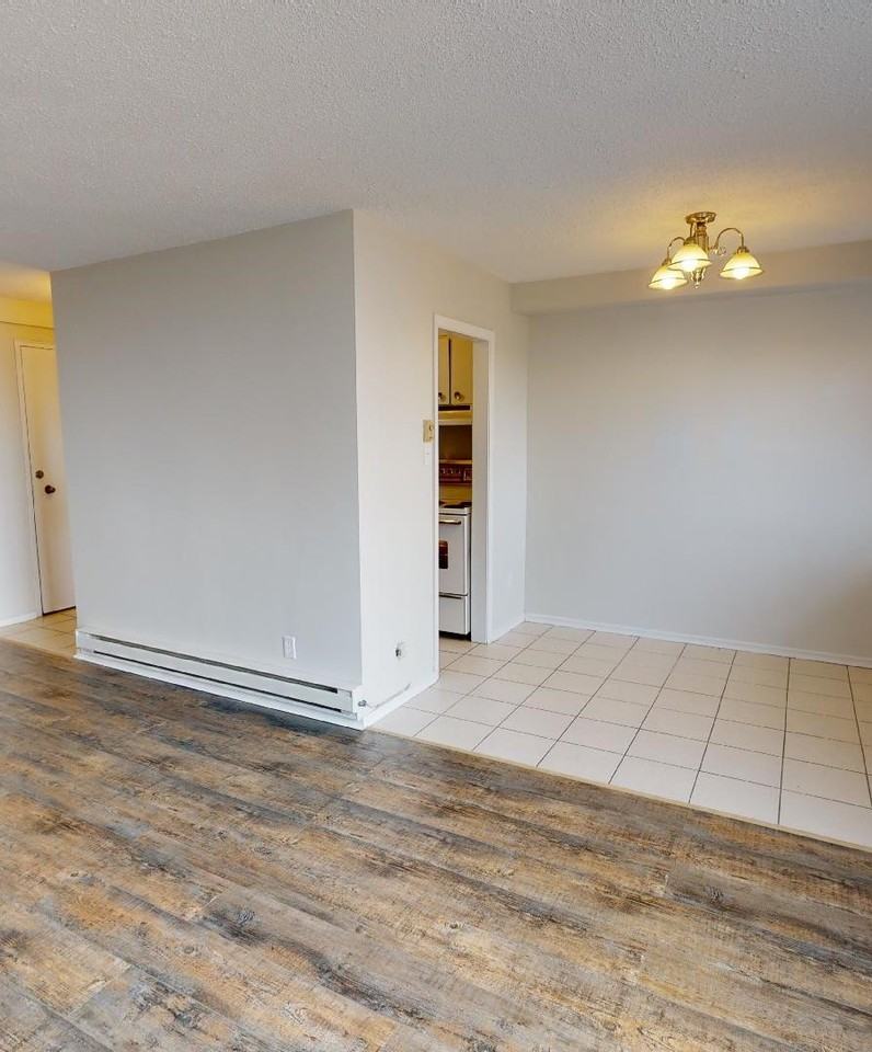 Windsor Tower Apartments - Photo 2 of 50