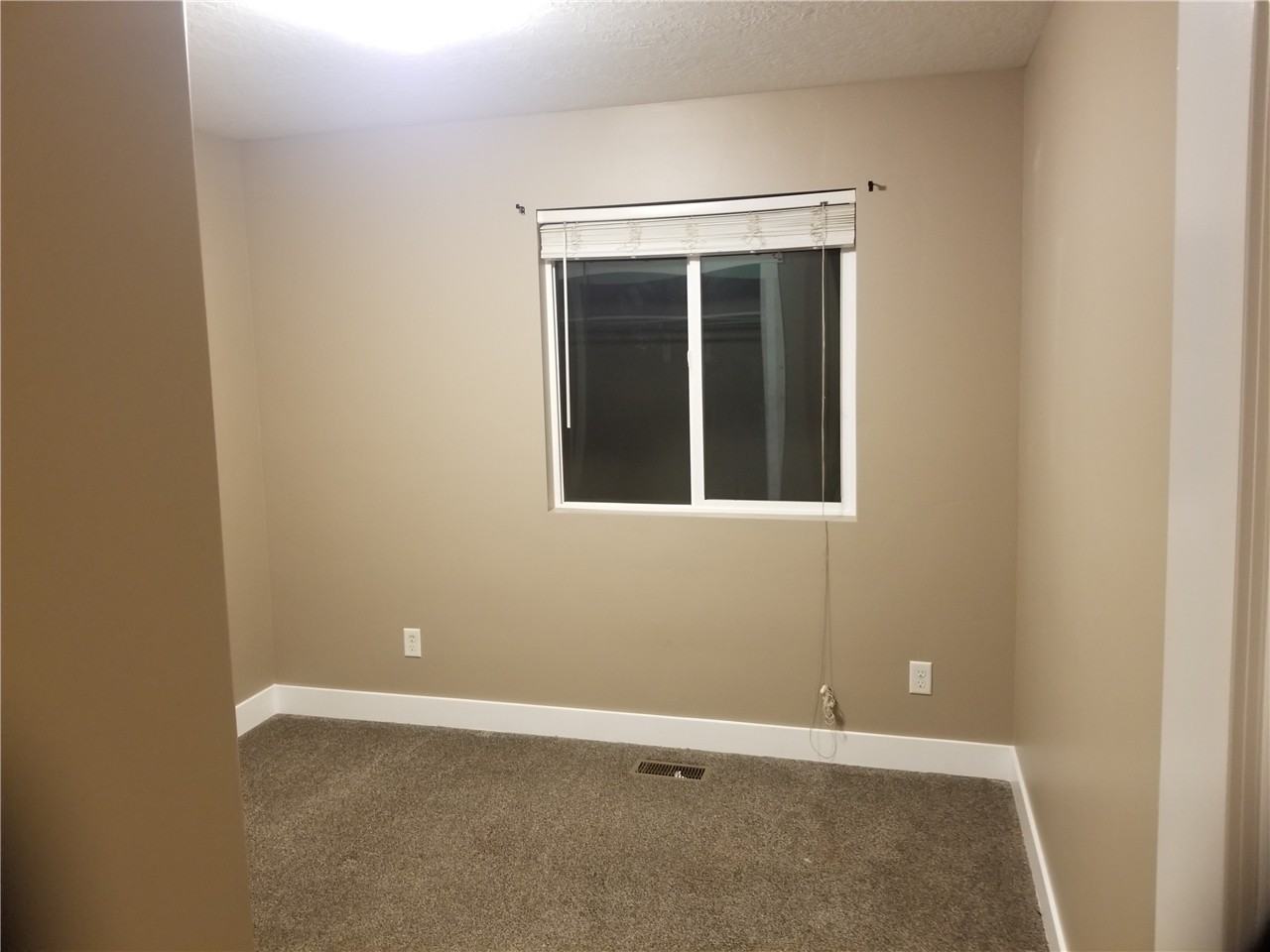 386 Summer Ln - Photo 7 of 22