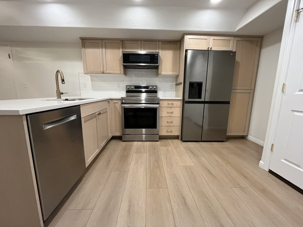 6522 S Appomattox Way - Photo 4 of 23