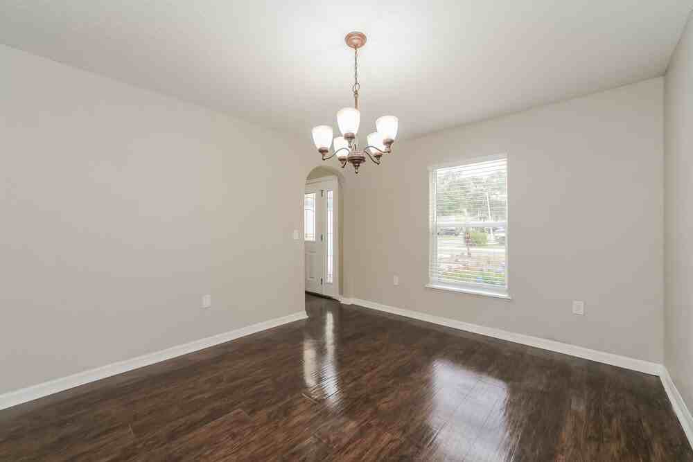 1549 Stefan Cole Ln - Photo 6 of 17