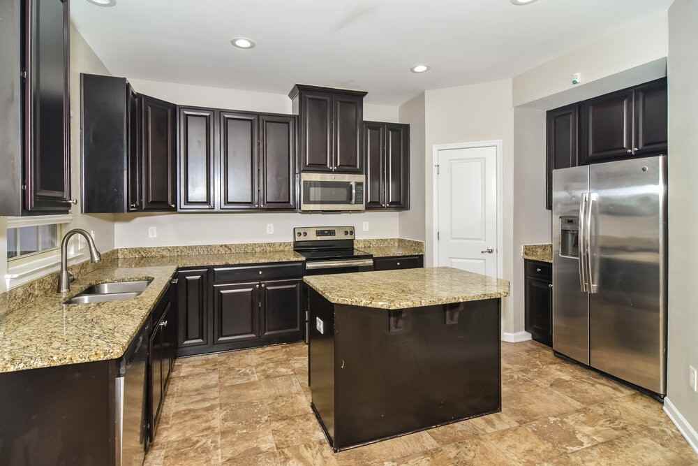 4249 Sandstone Dr - Photo 6 of 17