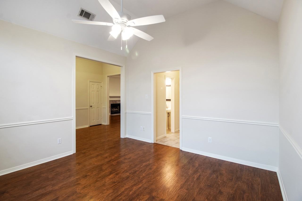 4709 Shoal Creek Dr #1 - Photo 4 of 32