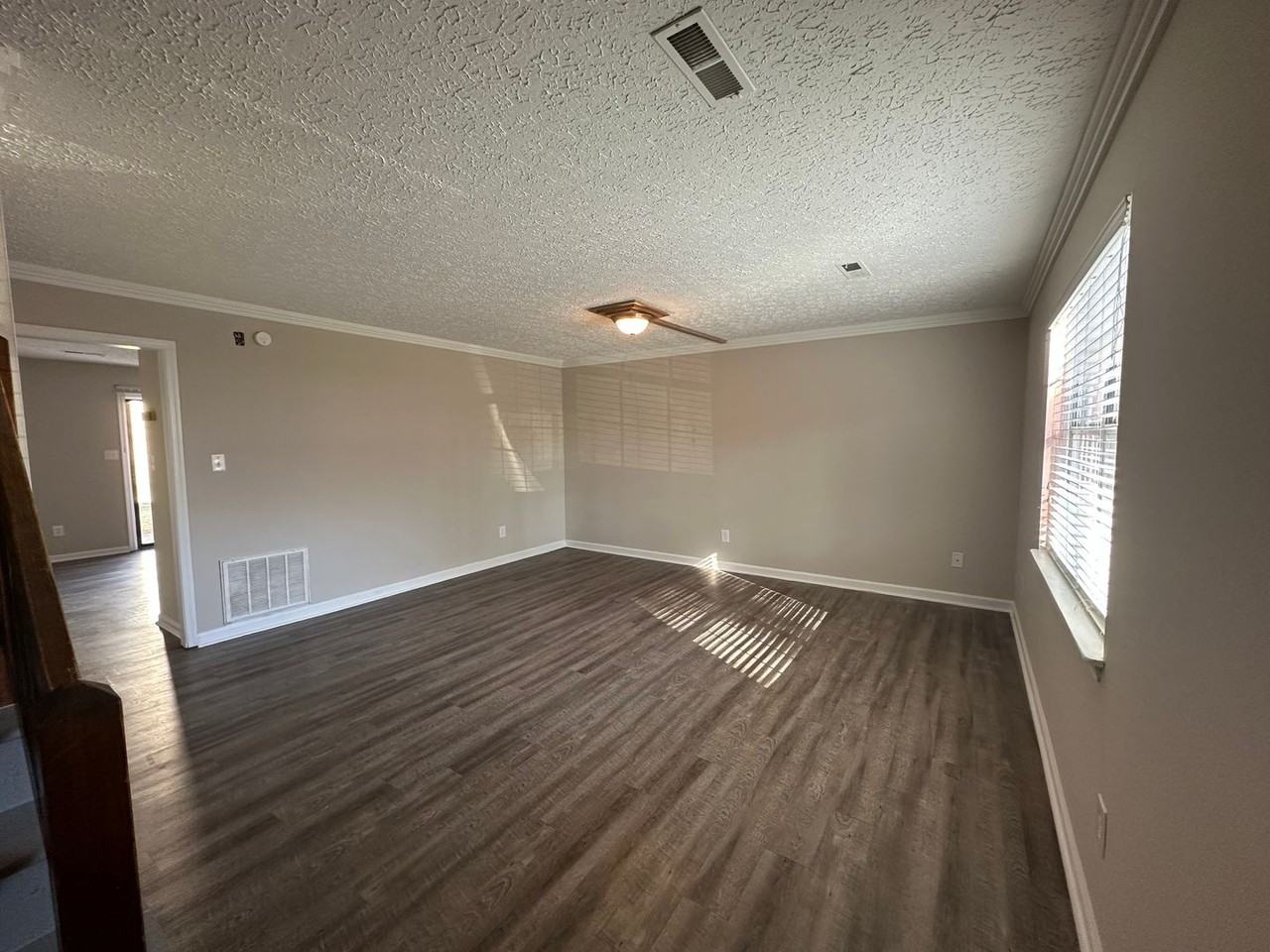 Knollwood Townhomes - Photo 2 of 15