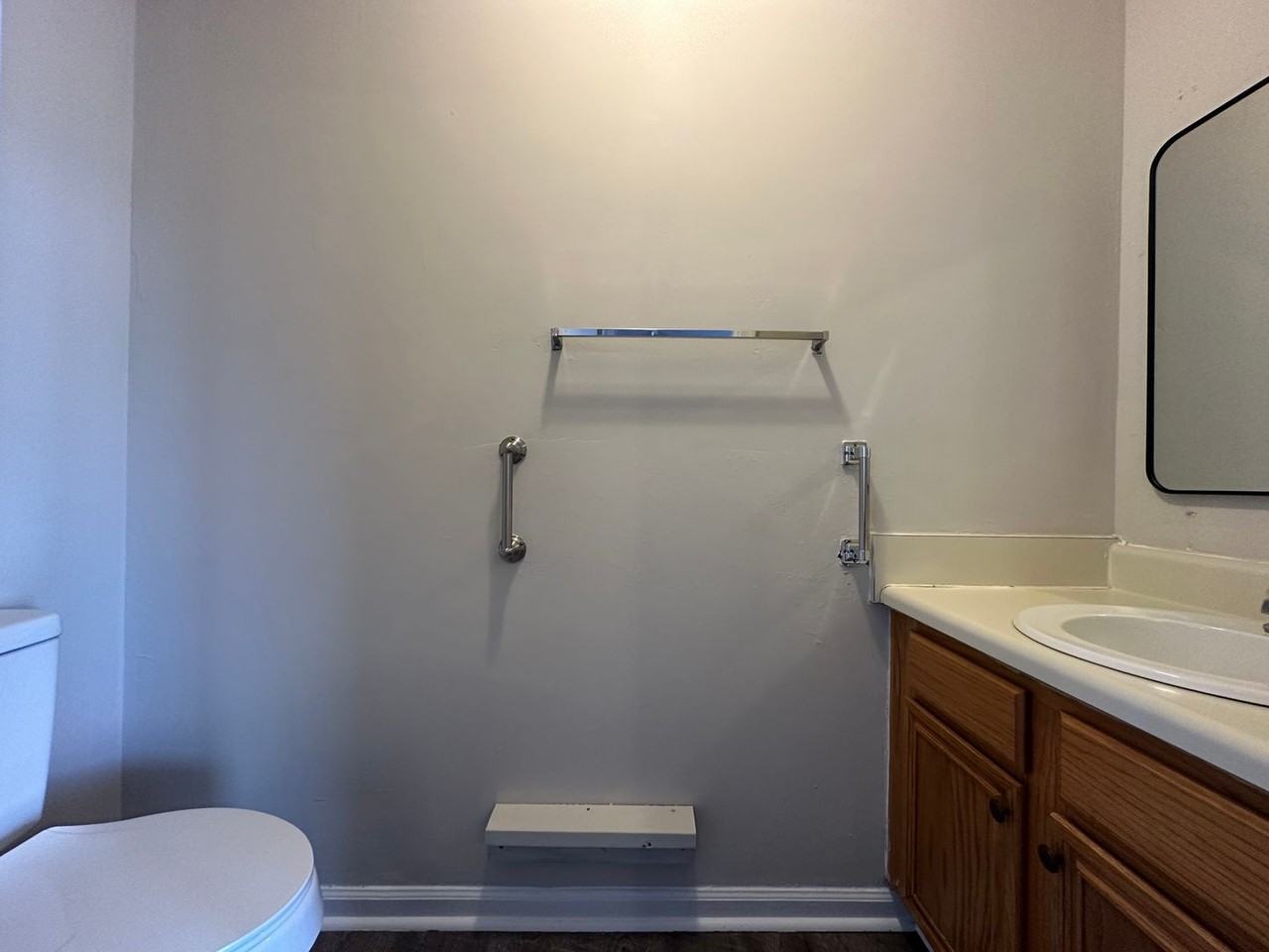 Knollwood Townhomes - Photo 7 of 15