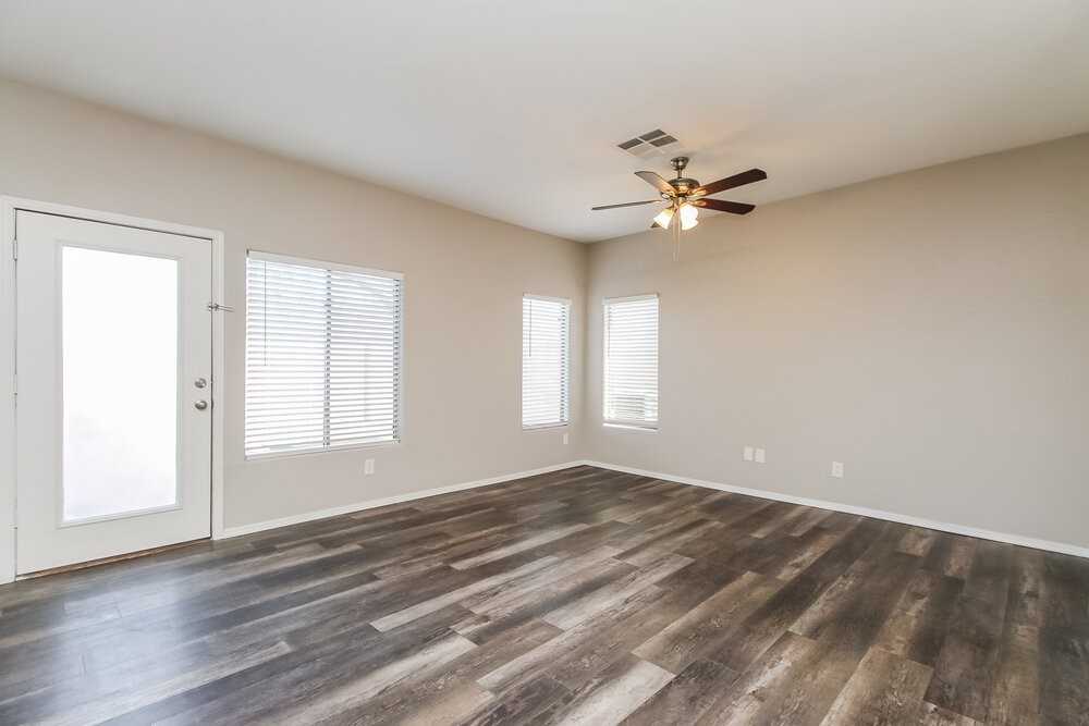 22243 N 29th Dr - Photo 4 of 17