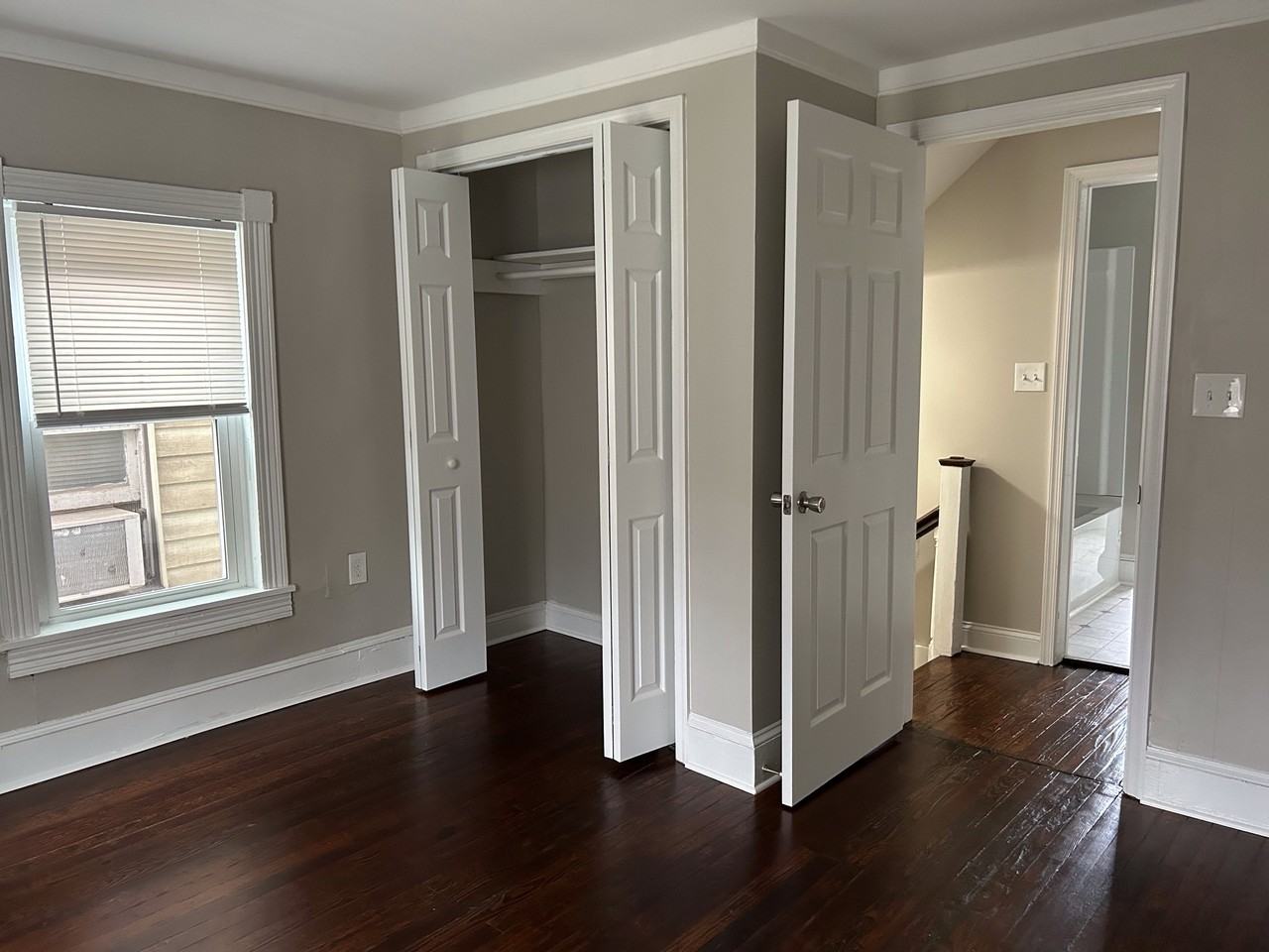 520 S Kent St #520 - Photo 7 of 10