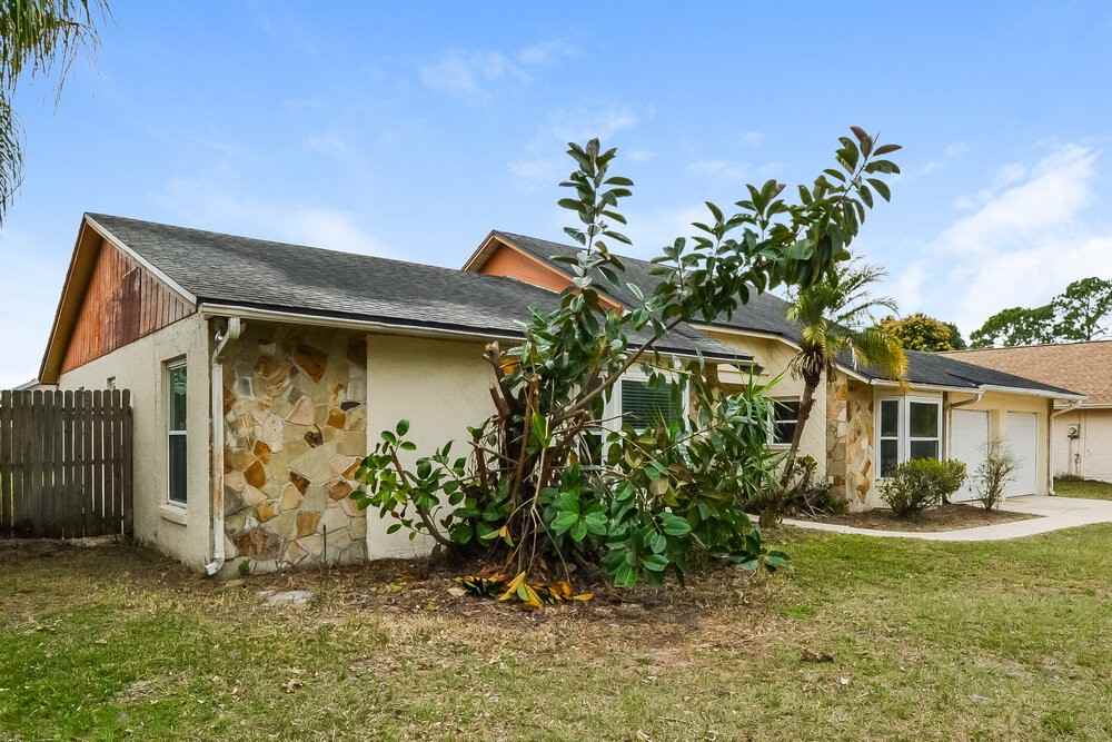 8612 Villanova St - Photo 3 of 16