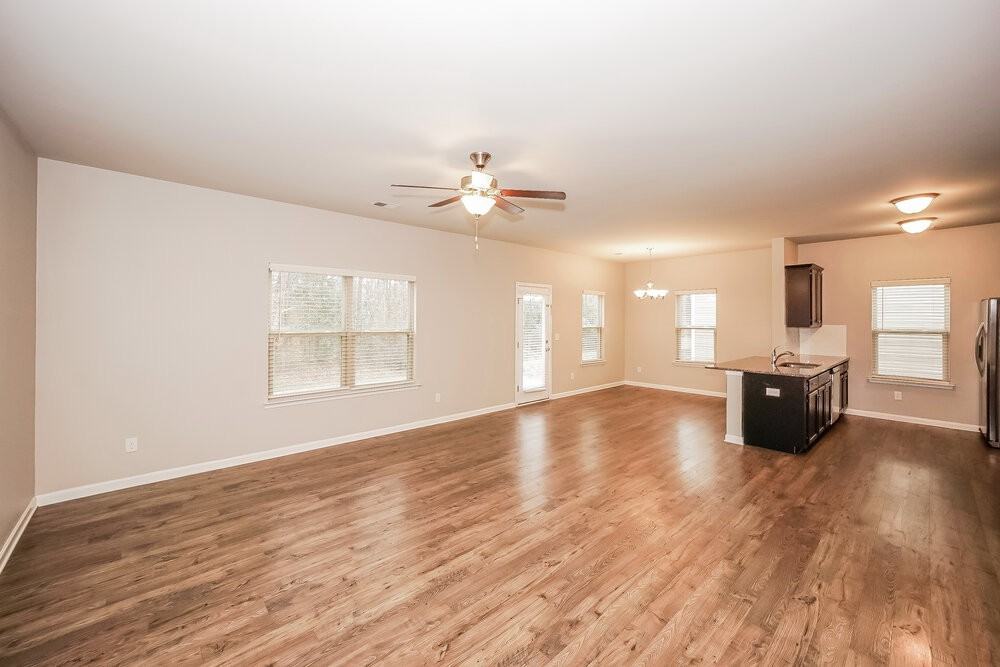 1013 Helms Rd - Photo 7 of 17