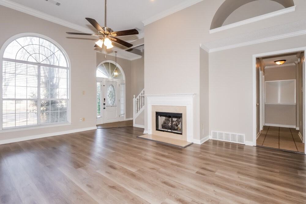 8421 Trinity Rd - Photo 5 of 17