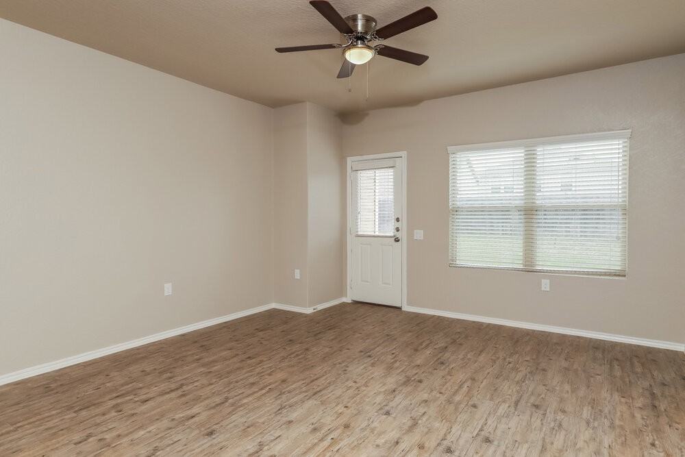 5930 Bridle Bnd - Photo 4 of 17