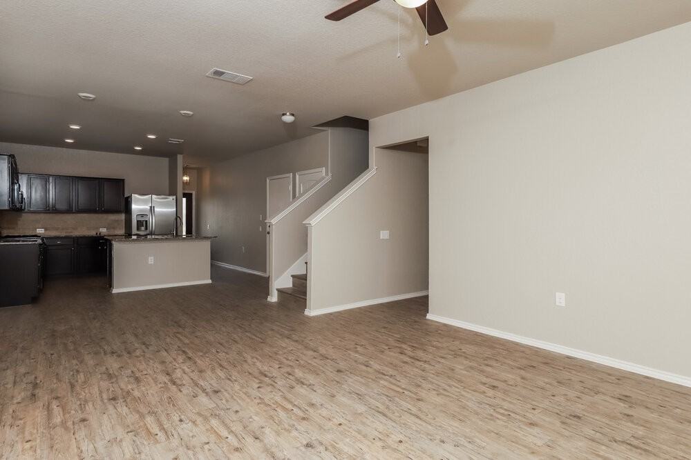 5930 Bridle Bnd - Photo 5 of 17