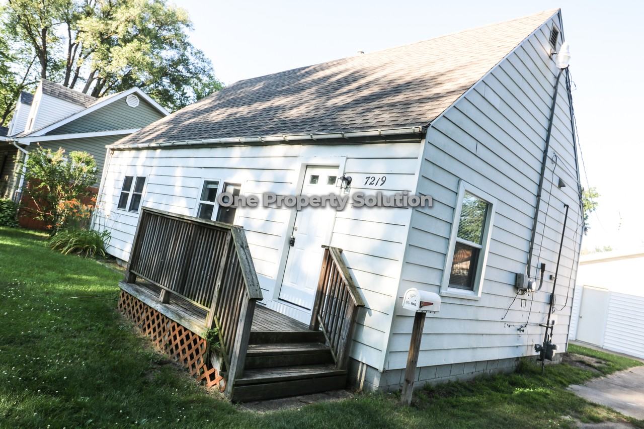 7219 Maryland Ave #1 - Photo 3 of 28