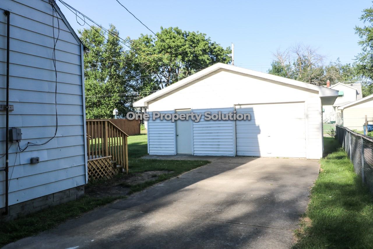 7219 Maryland Ave #1 - Photo 4 of 28