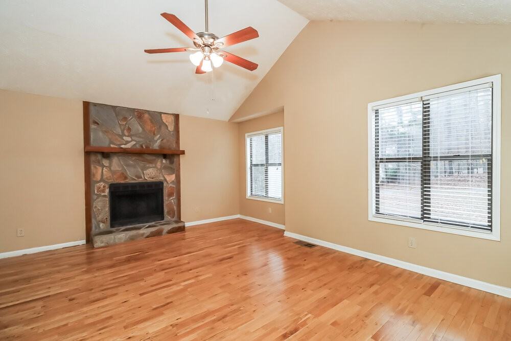 1204 Trout Dr - Photo 5 of 17