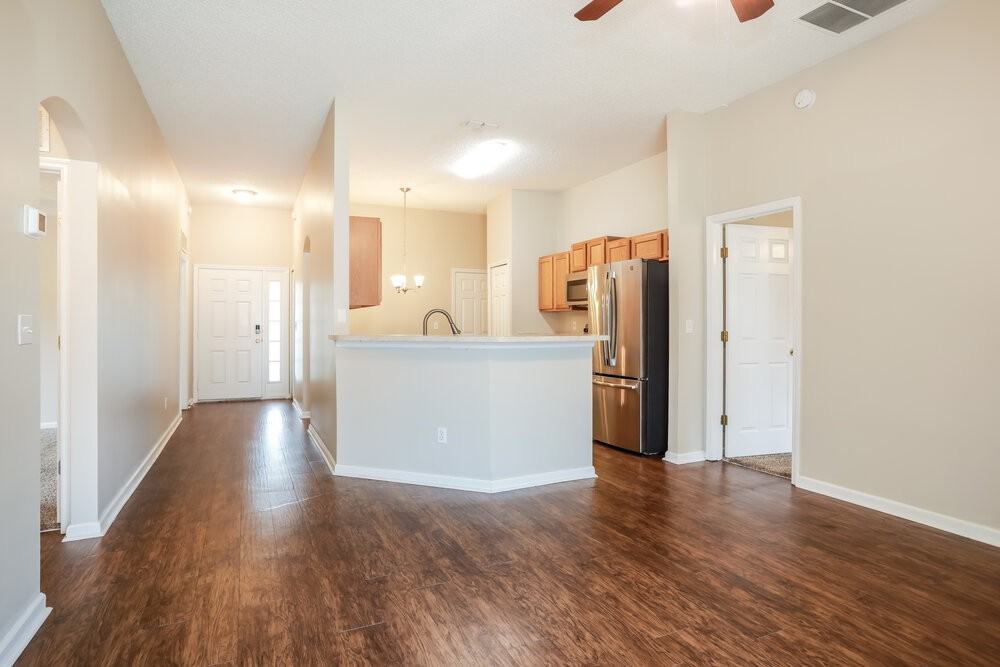 1436 Seawolf Trl N - Photo 5 of 16