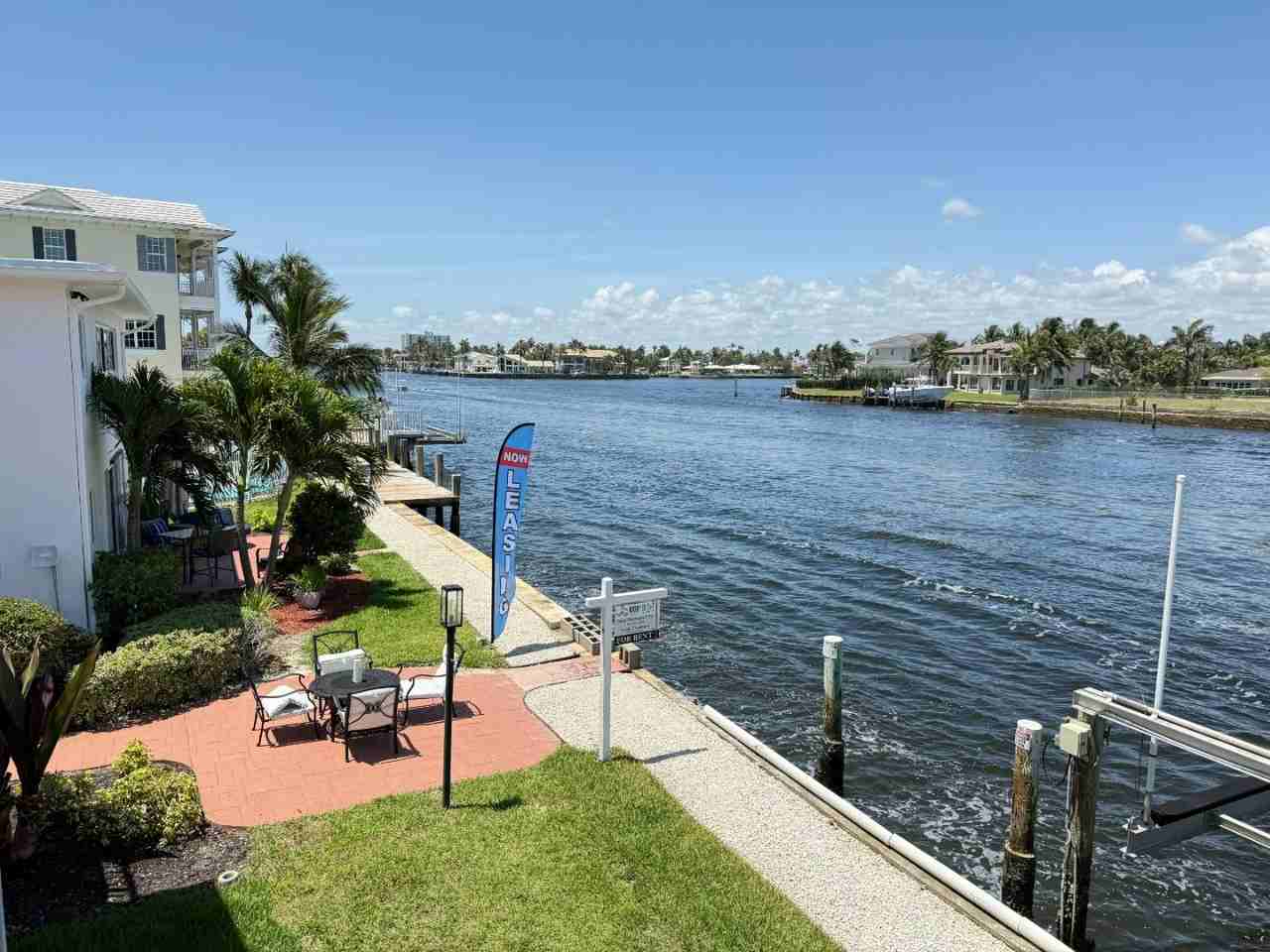 999 S Riverside Dr - Photo 6 of 7