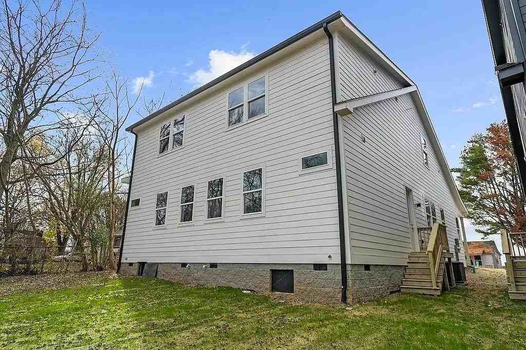 WOOD STREET PROPERTY - Photo 4 of 8