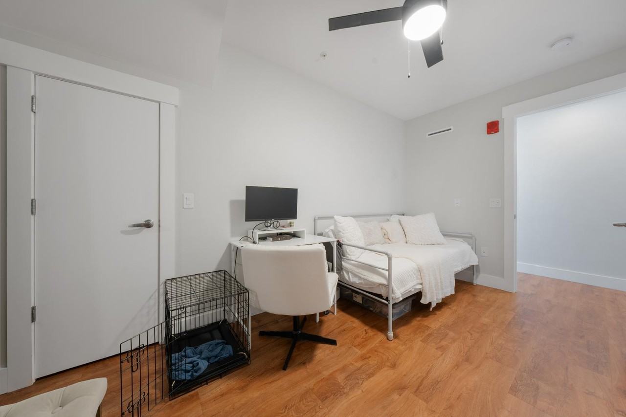 1585 Hertel Ave - Photo 7 of 30