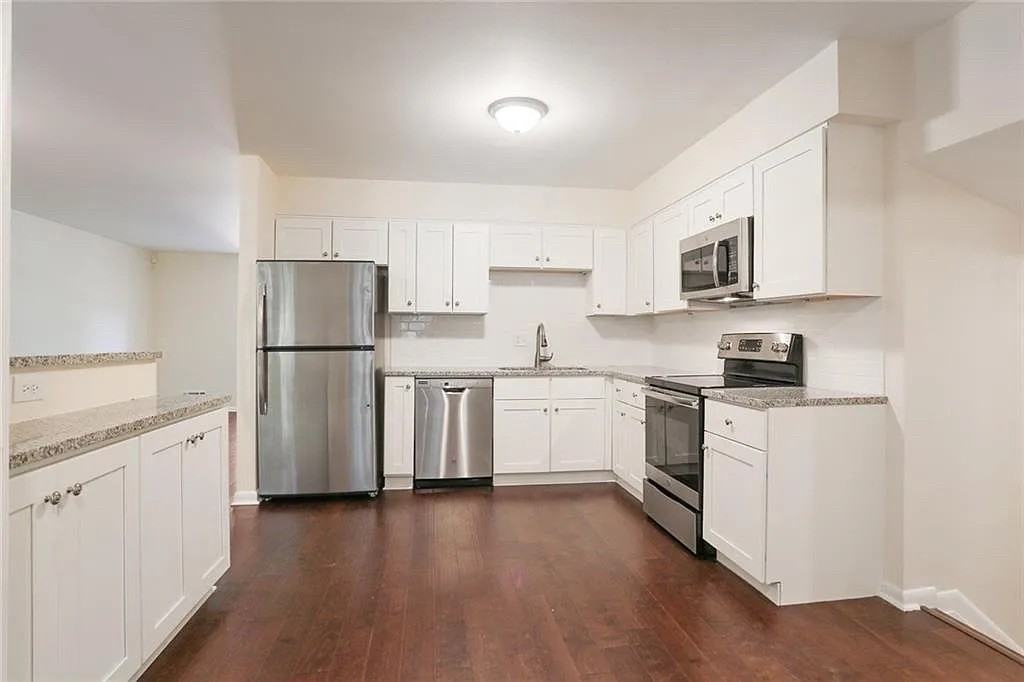 2270 Shawnee Trl - Photo 6 of 20