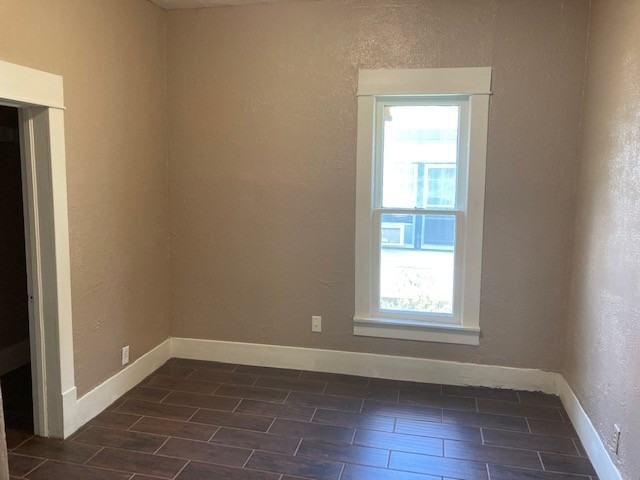 812 N Minnesota Ave #1 - Photo 5 of 11