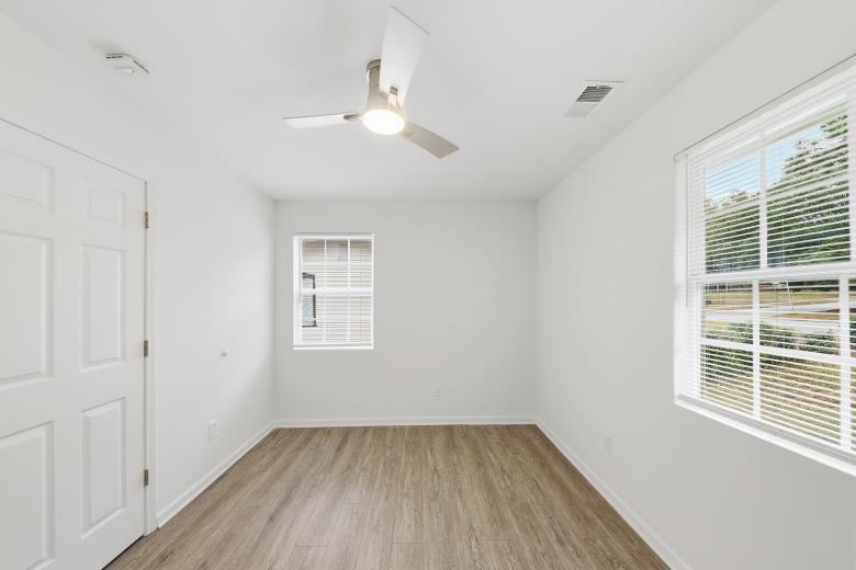 375 Lincoln St Sw - Photo 5 of 18