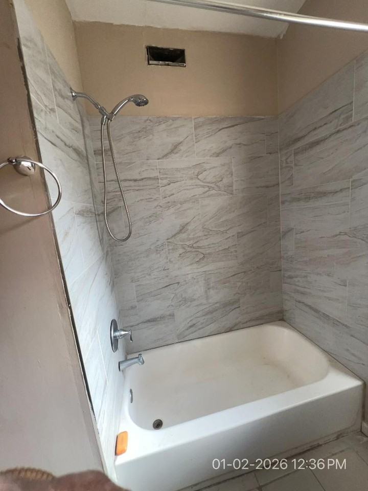 8556 S Muskegon Ave - Photo 7 of 9