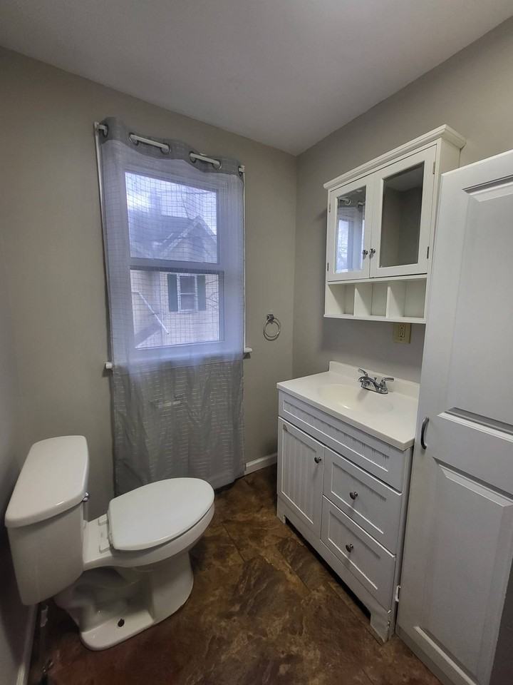 79 Broad St #2 - Photo 2 of 16