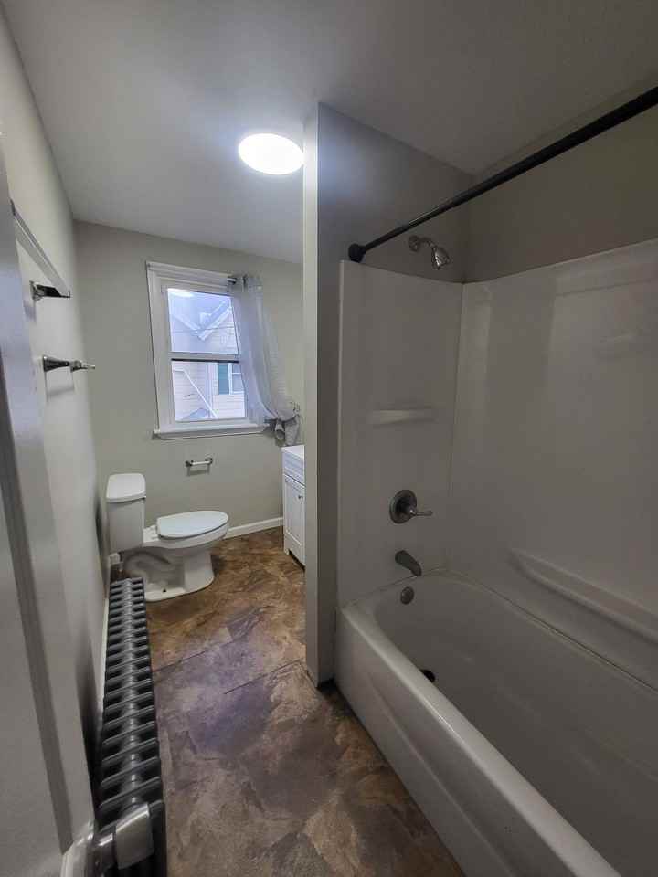 79 Broad St #2 - Photo 3 of 16