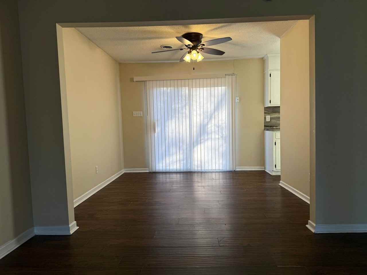 290 Ratteree Cir - Photo 7 of 31