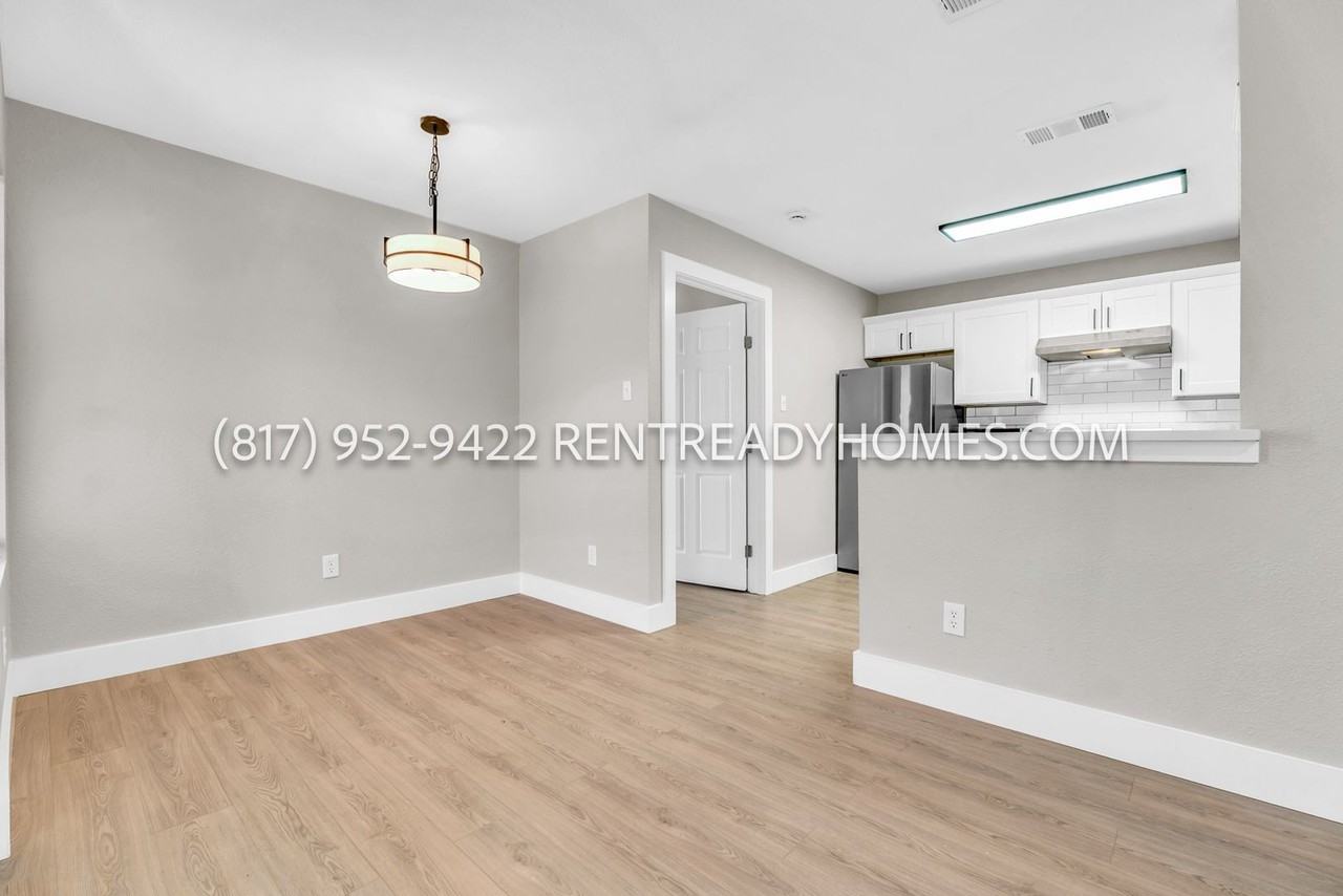 904 Potomac Dr - Photo 4 of 29