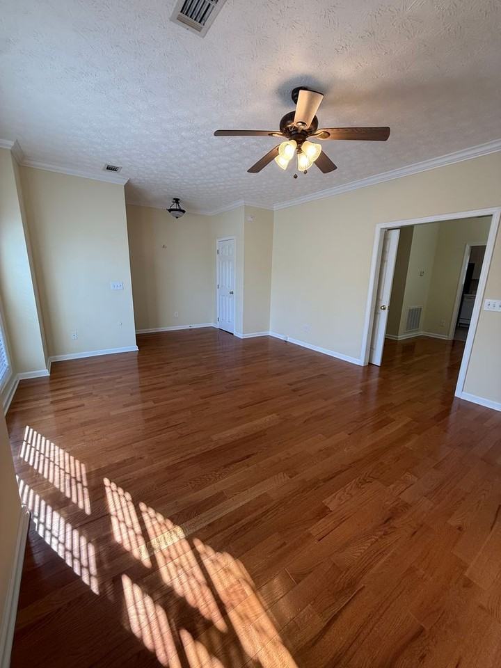 1257 N Dean Rd - Photo 6 of 28