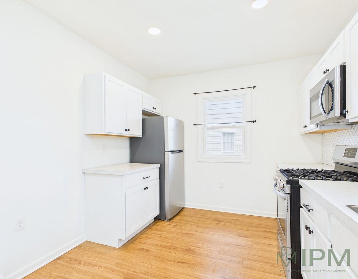 35 E 8th Ave - Photo 3 of 20
