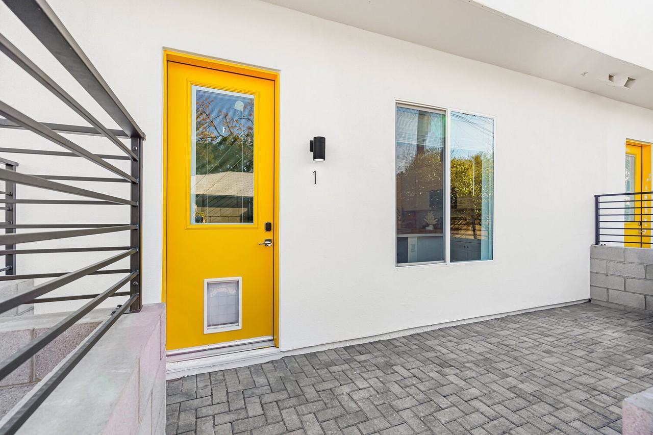 1247 E Colter St #5 - Photo 2 of 33