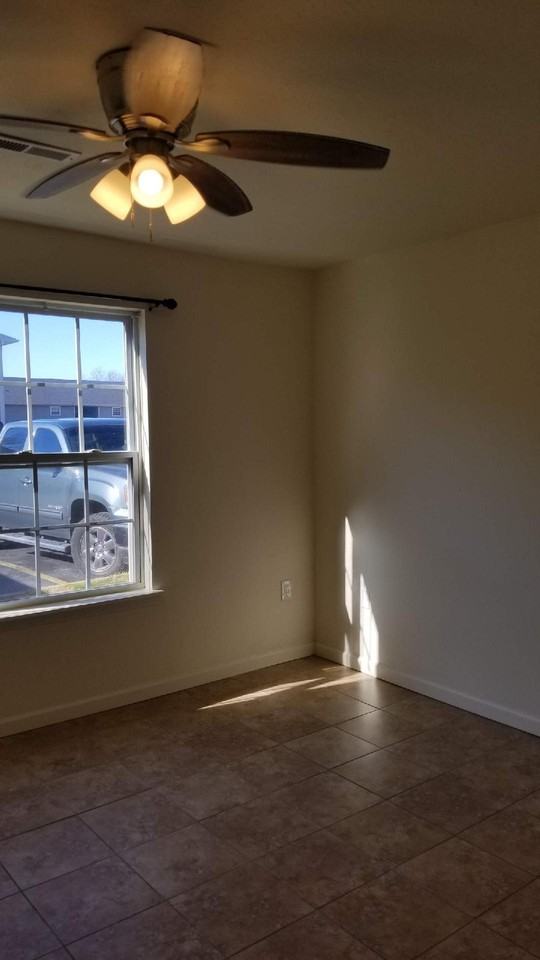 165 Knowledge Ave #A - Photo 3 of 13