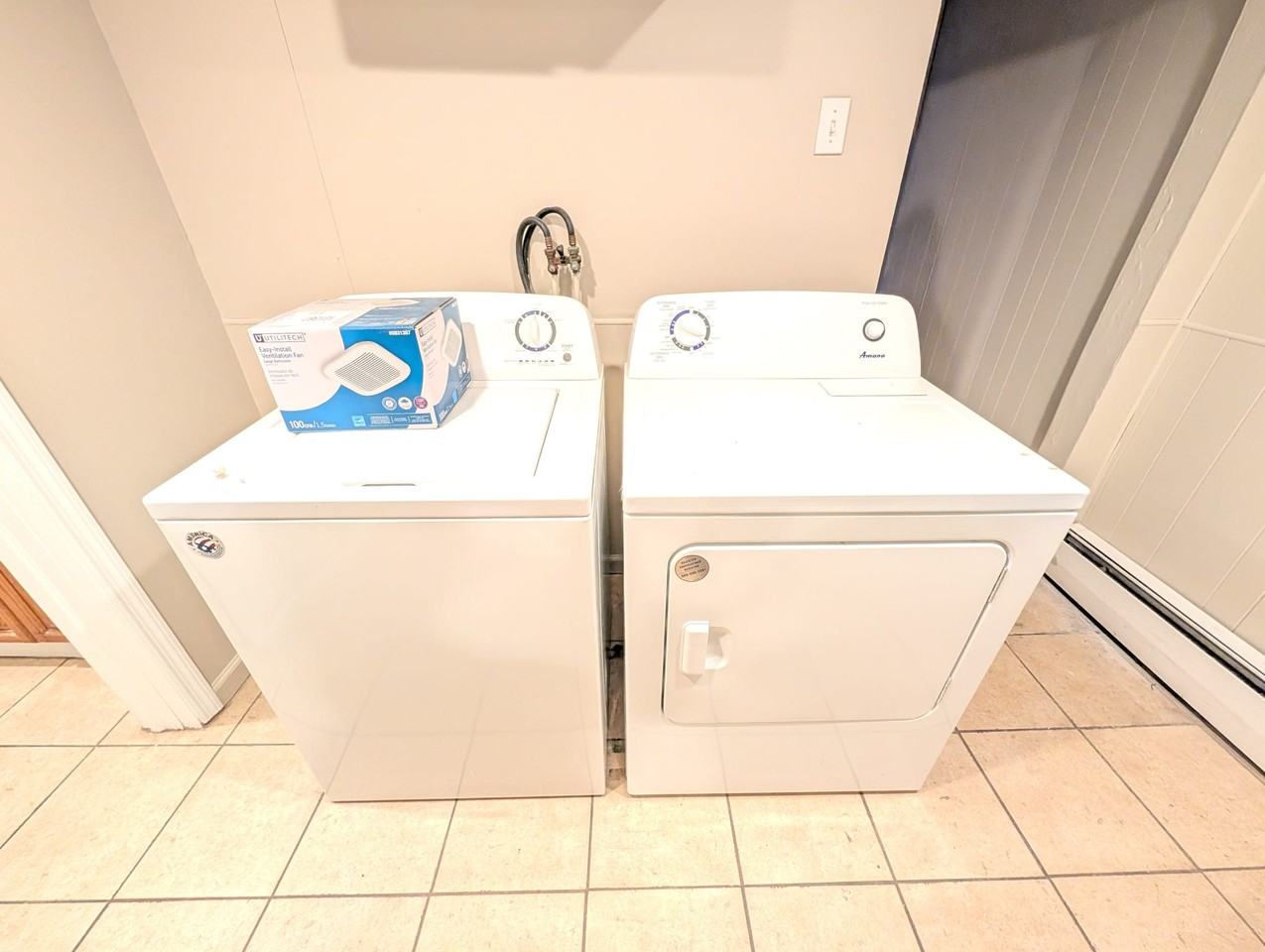 357 S River St #1 - Photo 3 of 9