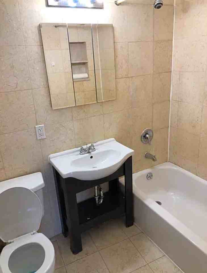 8265 116th St #603 - Photo 4 of 15