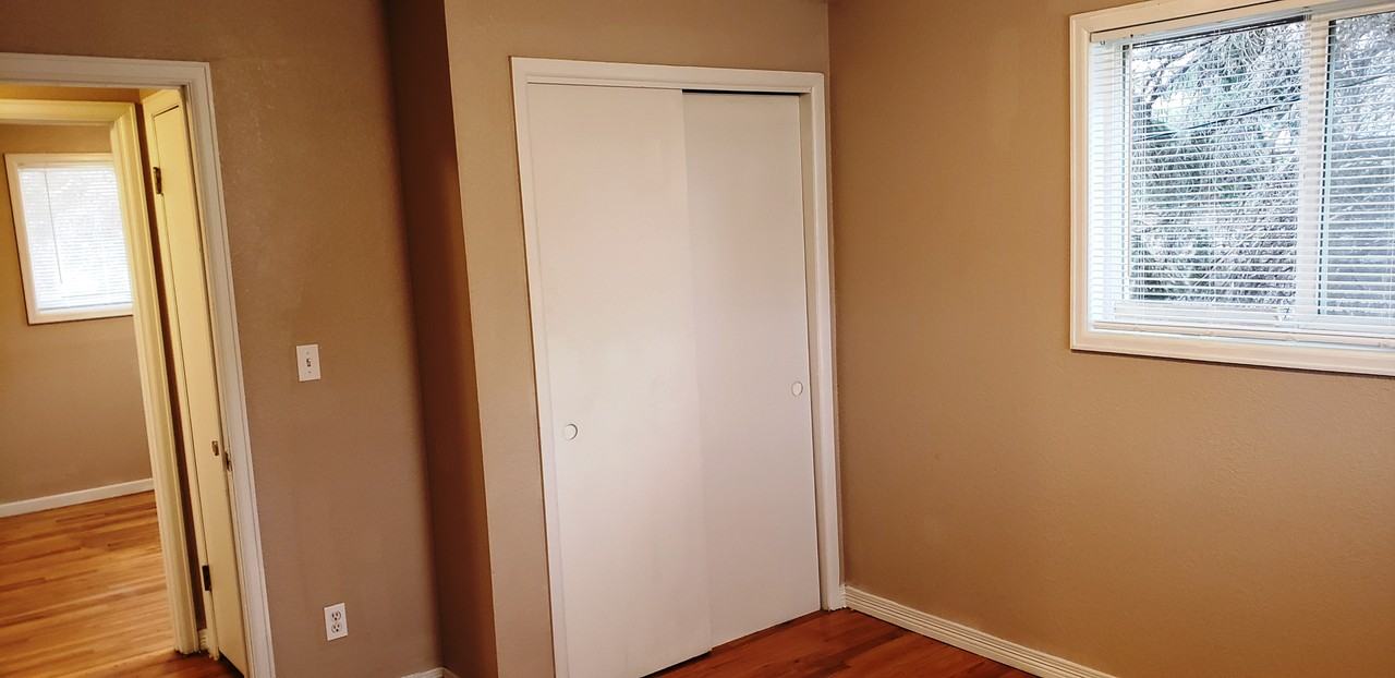 358 Emporia St #NA - Photo 4 of 12