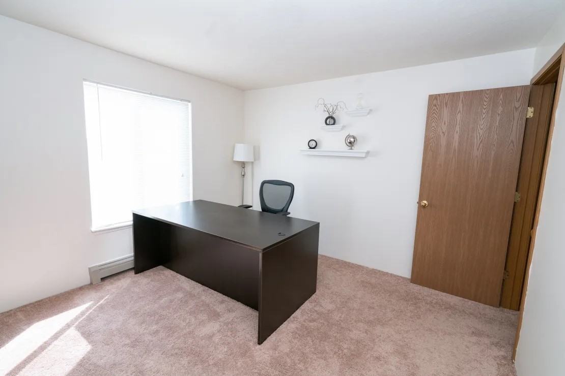 1082 E Chicago Blvd #19 - Photo 7 of 12