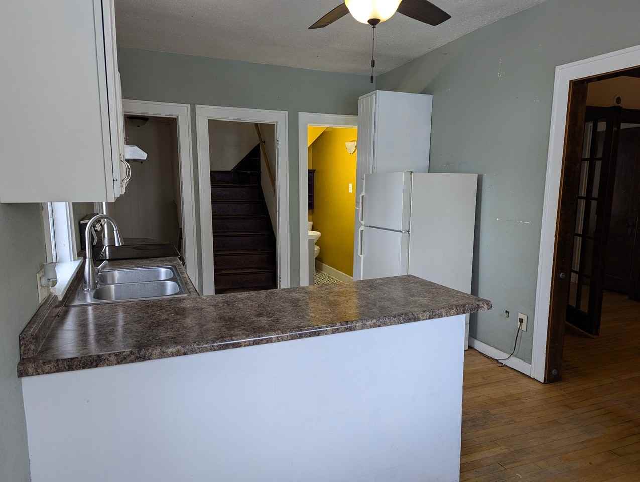 828 E Thomas St #NA - Photo 5 of 20